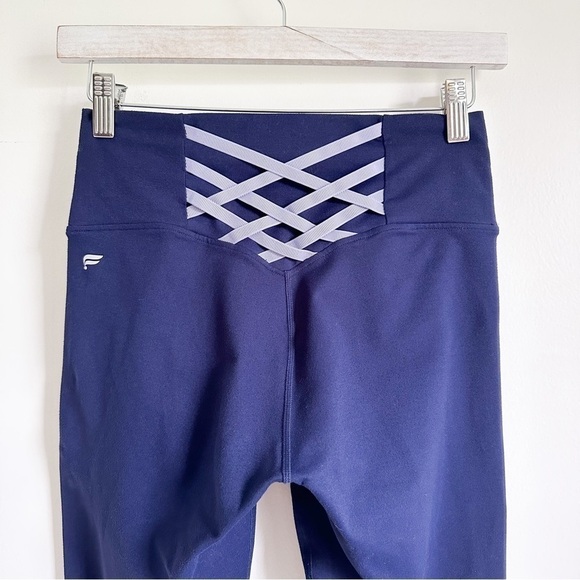 Fabletics Blue Booty Boost 7/8 Leggings sz Small - Picture 10 of 11